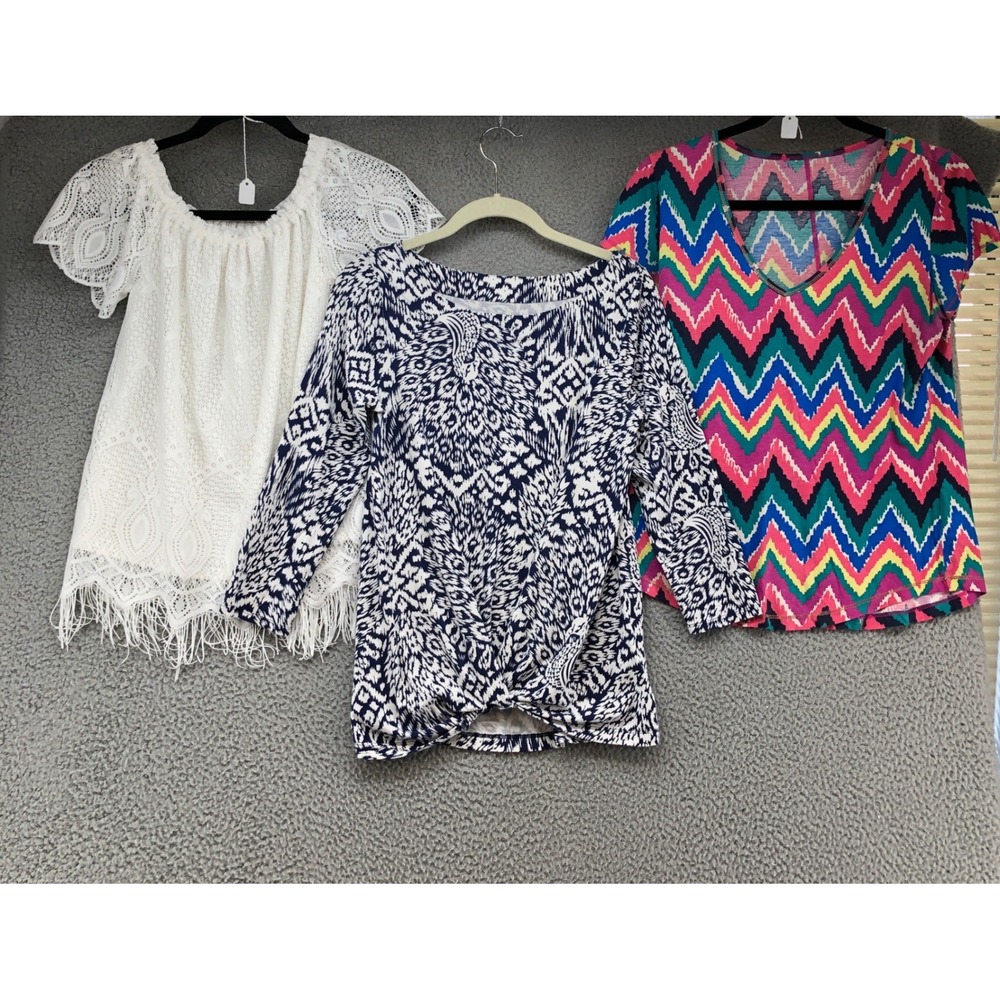 Lilly Pulitzer Tops Bundle Women S M White Lace Navy Knot Multi Chevron 3pc Lot